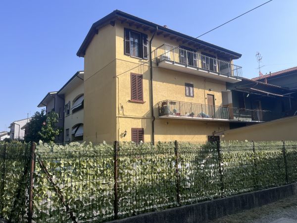 2 Locali Senza Spese - Cologno Monzese