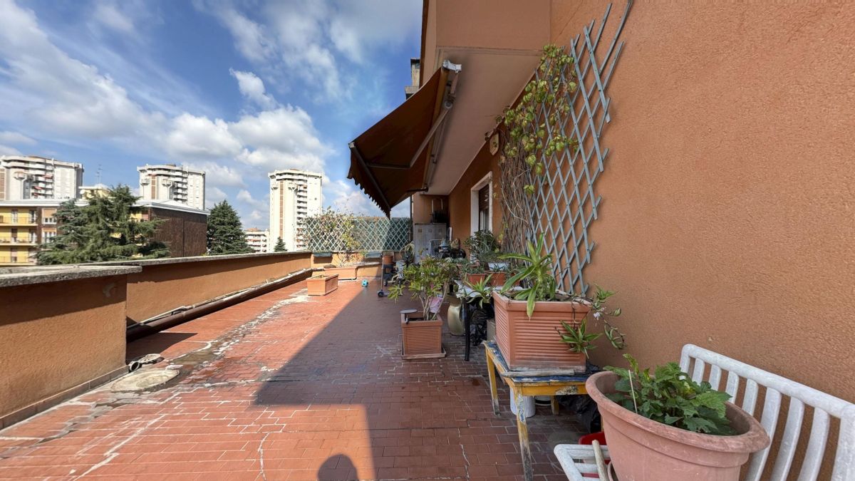 Due locali con introvabile terrazzo., Milano - foto 1 di 20