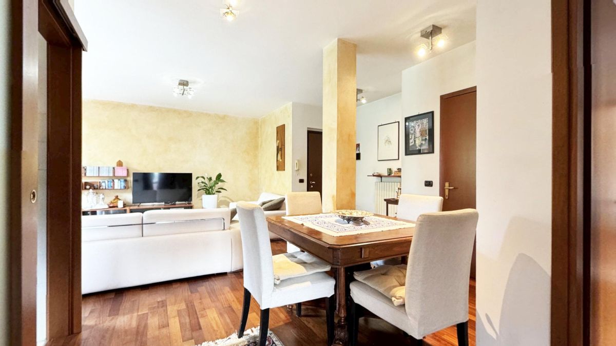 Elegante 4 locali con 3 balconi, Carugate - foto 13 di 33