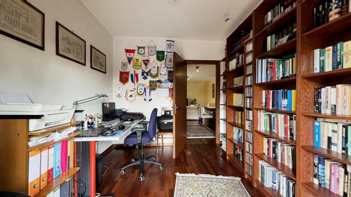 Elegante 4 locali con 3 balconi, Carugate - foto 15 di 33