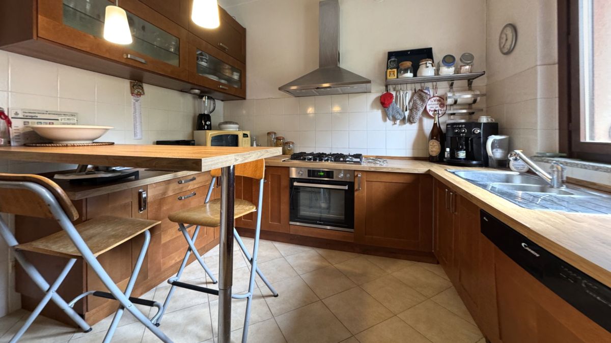 Elegante 4 locali con 3 balconi, Carugate - foto 10 di 33